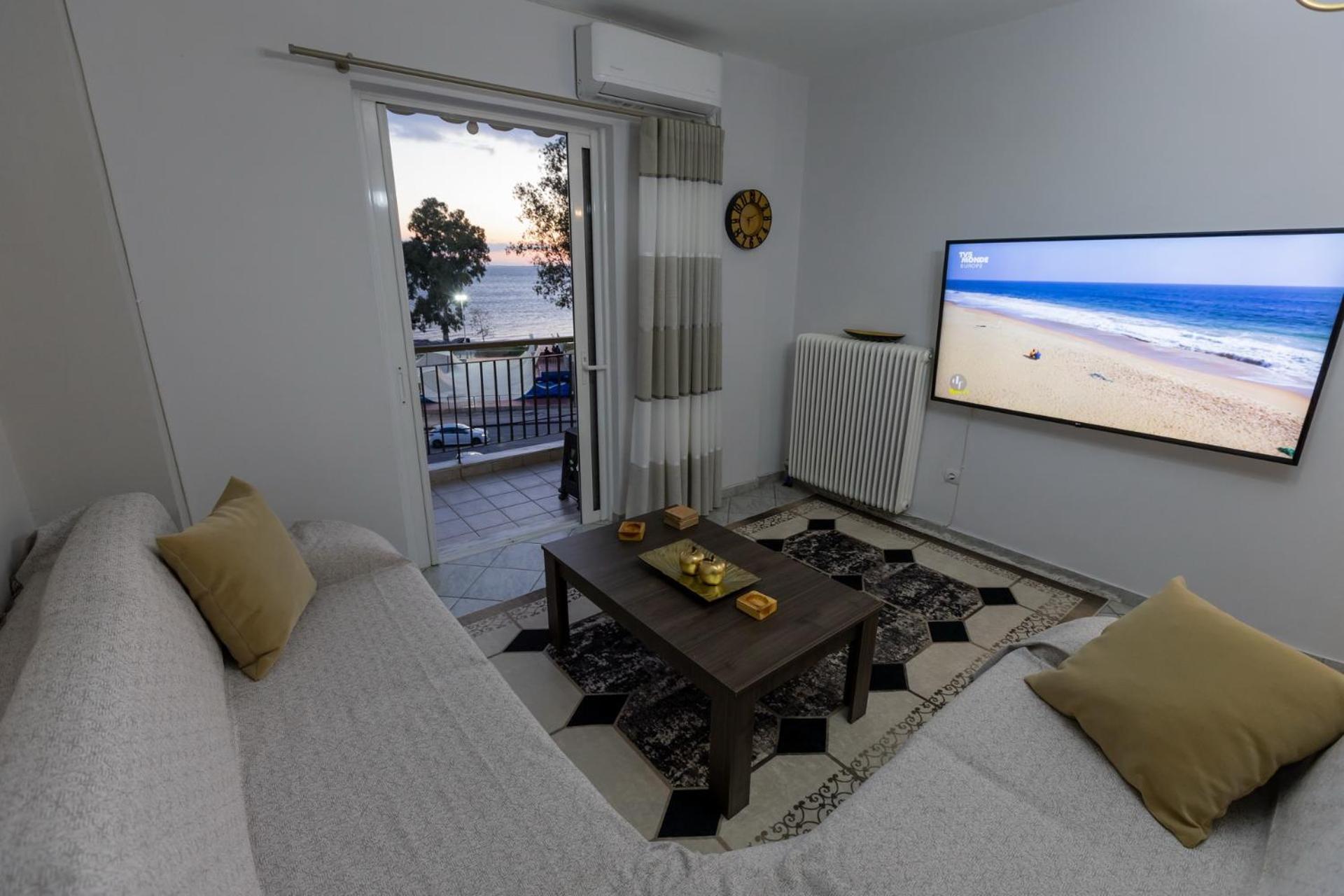 Vicky'S View House Apartment นาฟปาคตอส ภายนอก รูปภาพ