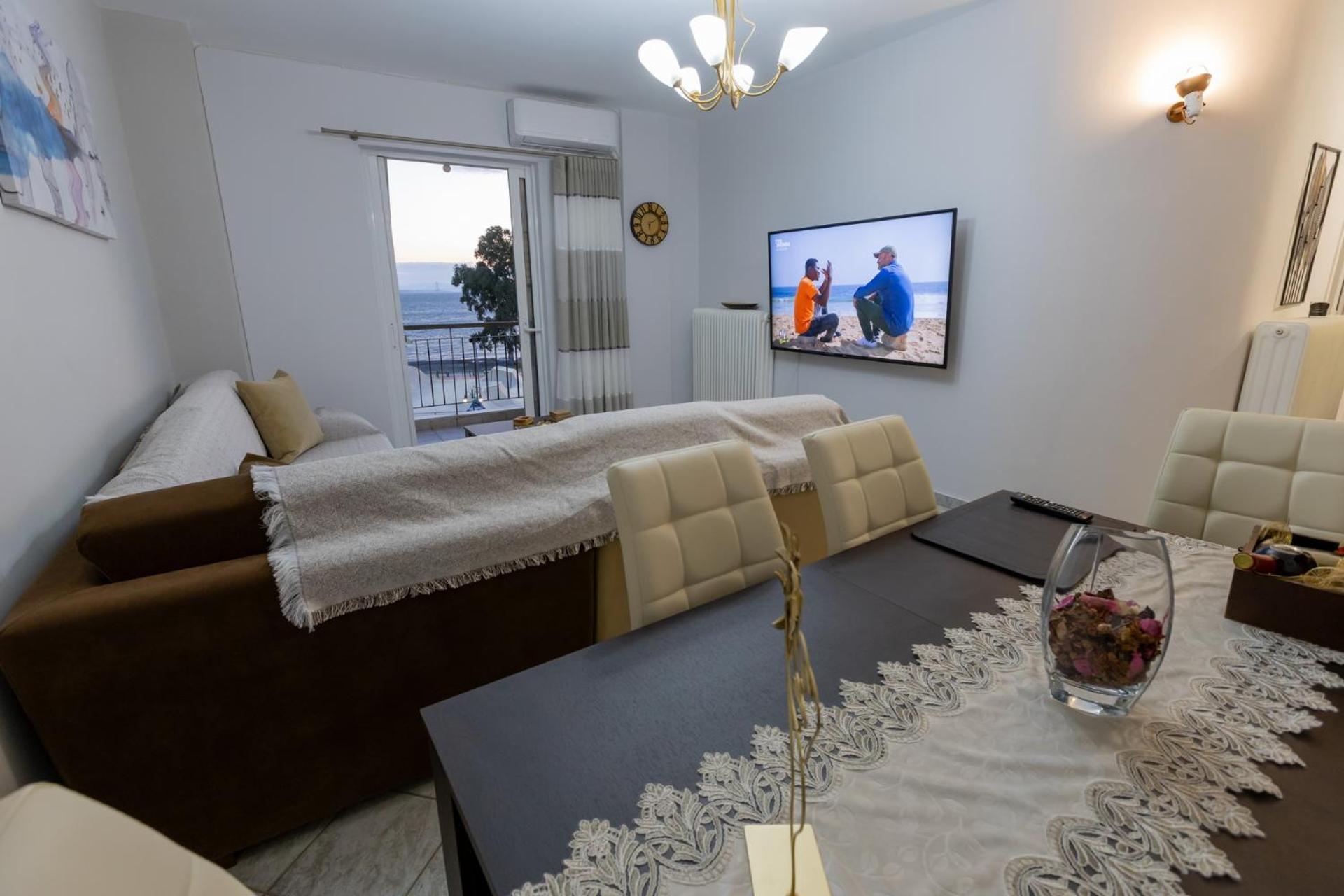 Vicky'S View House Apartment นาฟปาคตอส ภายนอก รูปภาพ