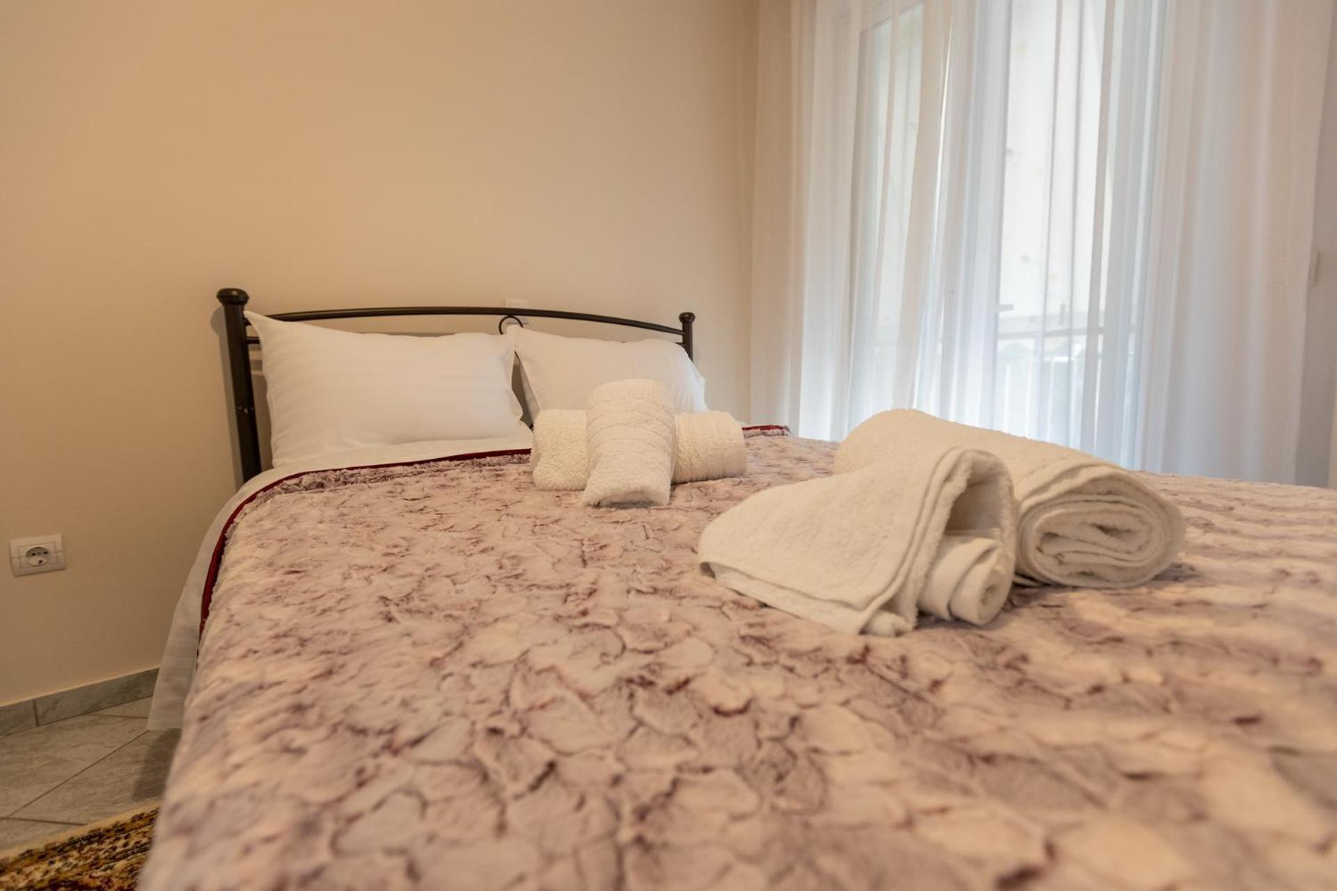 Vicky'S View House Apartment นาฟปาคตอส ภายนอก รูปภาพ